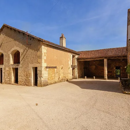 Restored With Private Pool Campsegret