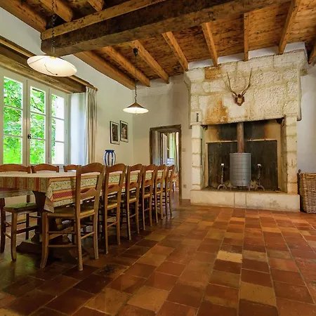 Holiday home Restored With Private Pool Campsegret
