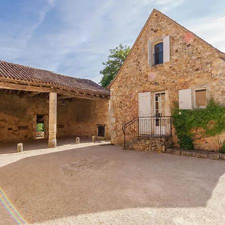 Holiday home Restored With Private Pool Campsegret