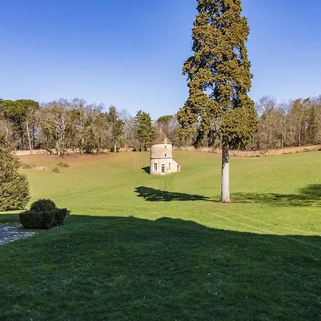 Restored With Private Pool Campsegret