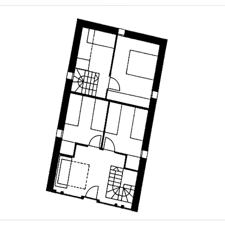 Restored With Private Pool 度假居