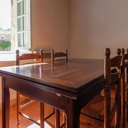 度假居 Restored With Private Pool *