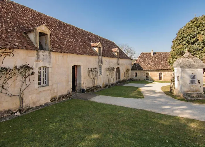 Restored With Private Pool Campsegret