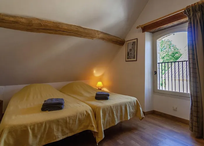 Restored With Private Pool Feriehus *